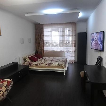 Шикарная 2К Квартира Центральный Парк Университет 70М Irpin Luaran gambar