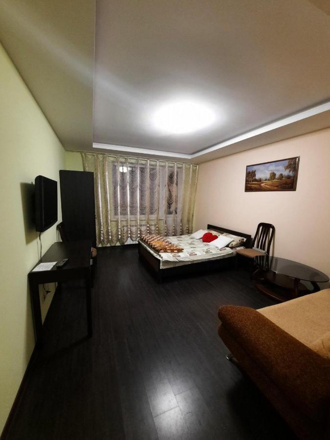 Шикарная 2К Квартира Центральный Парк Университет 70М Irpin Luaran gambar